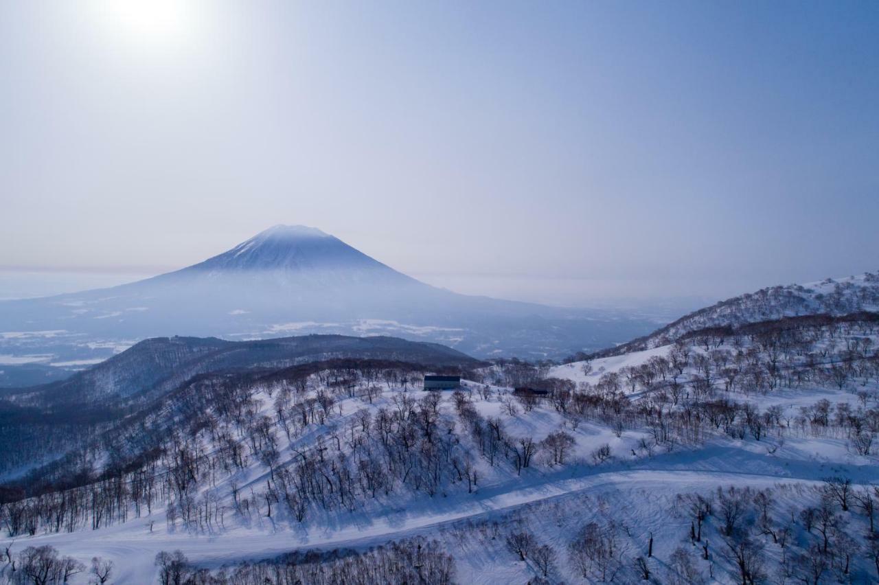 Midtown Niseko Hotel Exterior photo